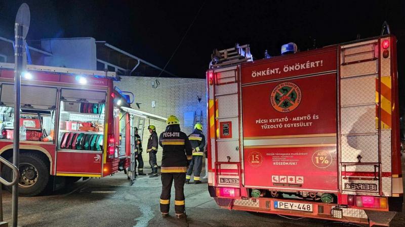 Tűzeset történt a Pécsi Onkológiai Intézet szerverszobájában, ahol lángra kaptak az eszközök.