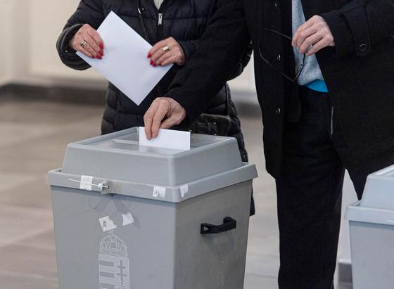 Óbudán az időközi önkormányzati választáson a Fidesz jelöltje diadalmaskodott.