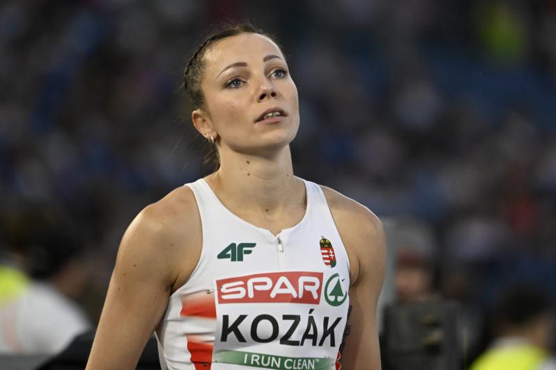 Kozák Luca edzője szerint a tehetséges sportoló nemcsak az Olimpiára, hanem az anyaságra is készül, ami új kihívásokat hozhat számára. Az M4 Sport tudósítása szerint Luca elszántan dolgozik, hogy mindkét célját elérje, tükrözve ezzel a kitartását és sokol