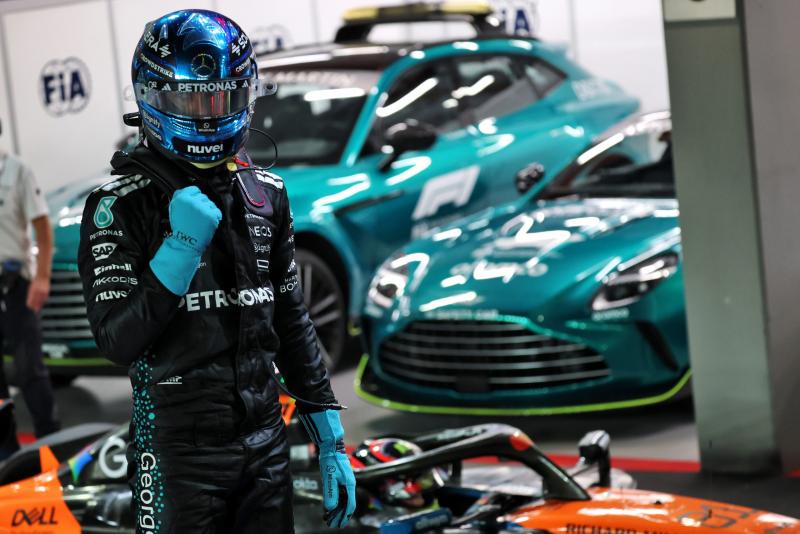Russell diadalmaskodott a szingapúri versenyen, ezzel a McLaren csapata megszerezte a konstruktőri bajnoki címet | M4 Sport