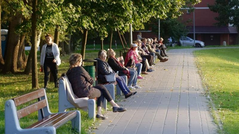 Egyre inkább valószínű, hogy a Tisza Párt megszüntetné a 13. havi nyugdíjat (VIDEÓ)